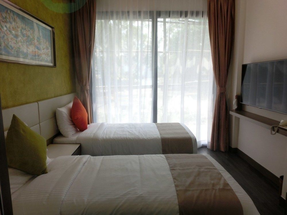Seaview Holiday Resort Hong Kong Exterior photo