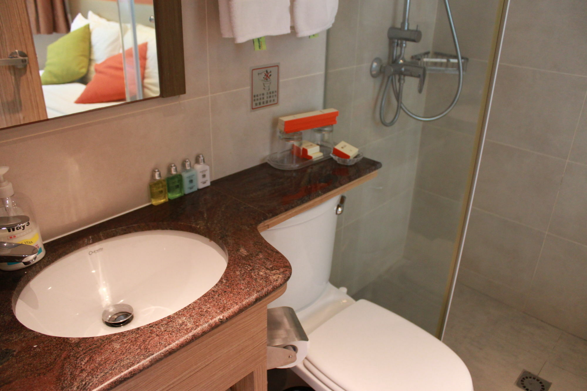 Seaview Holiday Resort Hong Kong Exterior photo